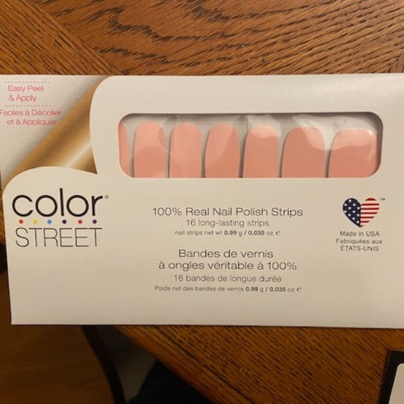 Color Street nail set - Picture 1 of 3